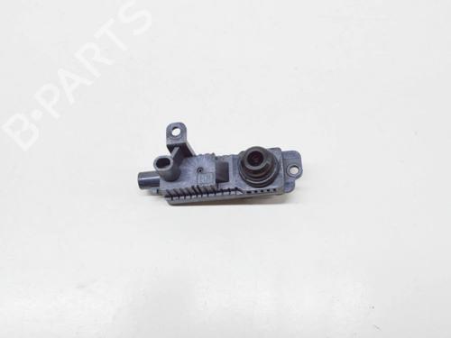 camera-tesla-model-3-5yj3-2017-27763426 main image