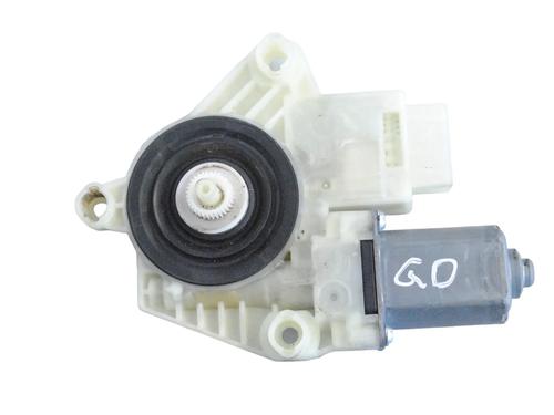 Used Right rear window motor Right rear window motor VW GOLF VII Variant (BA5, BV5) 2.0 GTD (184 hp) 33364875 33364875