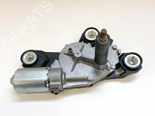 Used Rear wiper motor VOLVO V60 I (155) D3 / D4 (163 hp) 6864117