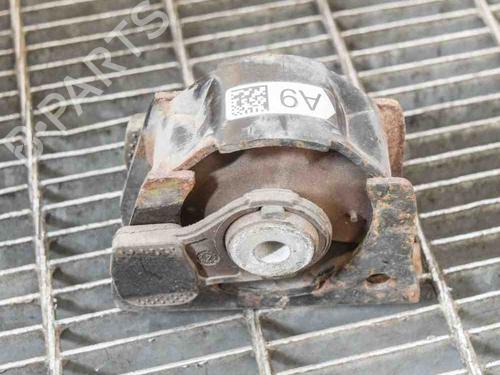 Used Gearbox mount TOYOTA AURIS Estate (_E18_) 1.4 D-4D (NDE180_) (90 hp) 6753819