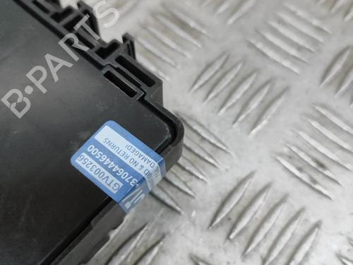 Fuse box TESLA MODEL X (5YJX) P100D AWD | BP26290349E1 - Image 5