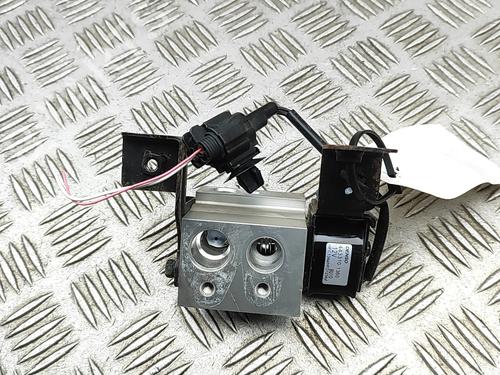 electronic-sensor-nissan-leaf-ze1-2017-32345127 main image