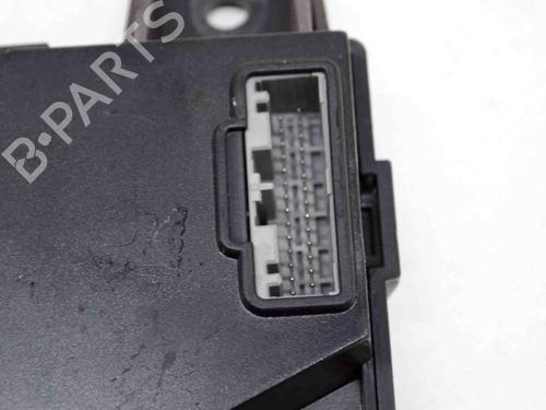 Elektronische module TESLA MODEL S (5YJS) 75 | BP8895259M83