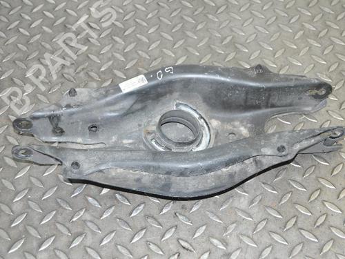 Used Right rear suspension arm MERCEDES-BENZ C-CLASS (W205) C 250 BlueTEC / d (205.008, 205.006) (204 hp) 30283725