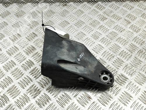 Used Engine mount Engine mount MERCEDES-BENZ C-CLASS (W205) C 220 BlueTEC / d (205.003) (163 hp) 16271838 16271838