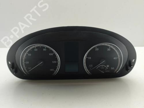 Used Instrument cluster Instrument cluster MERCEDES-BENZ VITO Bus (W639) 122 CDI (639.701, 639.703, 639.705) (224 hp) 32269488 32269488