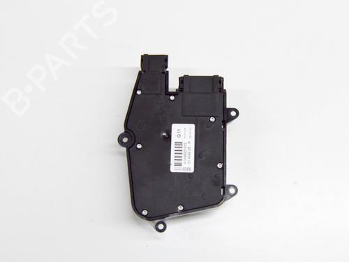 Switch TESLA MODEL S (5YJS) 85 | BP11681853I30 