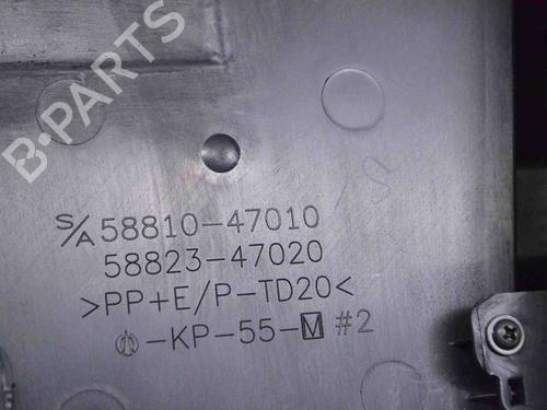 Middenconsole TOYOTA PRIUS (_W3_) 1.8 Hybrid (ZVW3_) | BP30228549I22