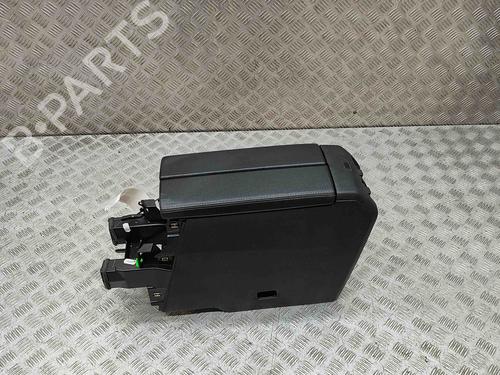 Accoudoir central OPEL ASTRA L (OV5) 1.2 (FPHNSL, FPHNSR) (131 hp) 29486187