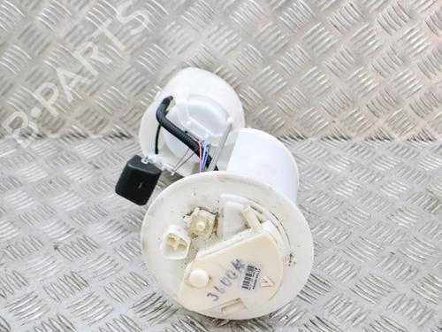 Used Fuel pump TOYOTA YARIS (_P13_) 1.5 Hybrid (NHP130_) (101 hp) 10075069