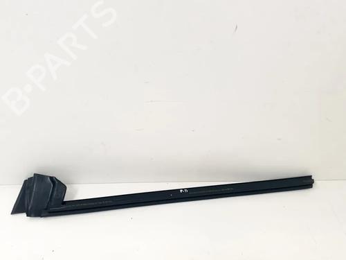 Dørlist Dørlist TESLA MODEL 3 (5YJ3) EV AWD (351 hp) 36042801 36042801