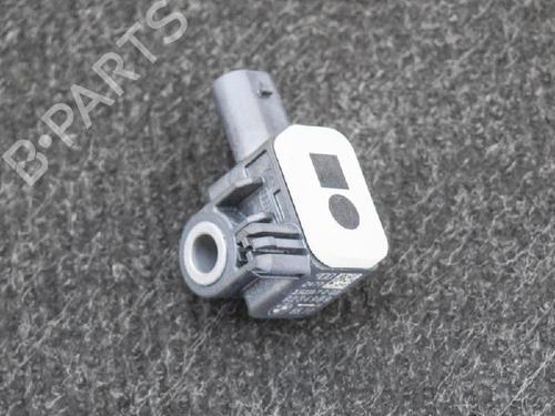 Used Electronic sensor BMW 4 Gran Coupe (F36) 418 d (143 hp) 6751918