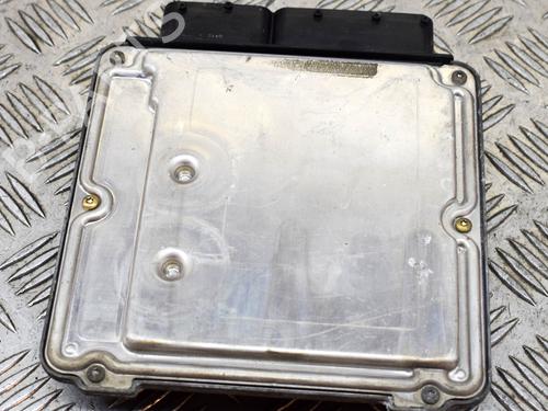 Used Engine control unit (ECU) AUDI A8 D3 (4E2, 4E8) 4.0 TDI quattro (275 hp) 8895037