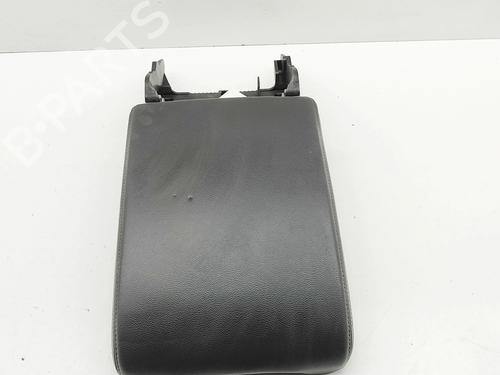 Used Armrest / Center console VW TOUAREG (CR7, RC8) 3.0 TSI 4motion (340 hp) 32779772