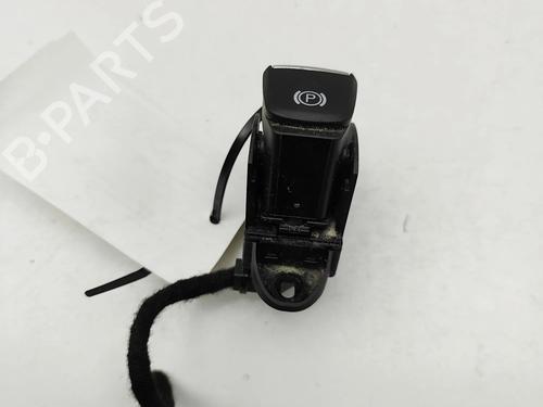 switch-maserati-levante-suv-m161-2016-31859407 main image