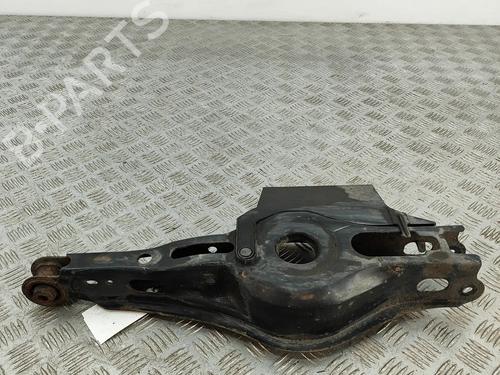 Used Right rear suspension arm Right rear suspension arm LEXUS NX II (_A2_, _H2_) 350h E-Four (AAZH25) (243 hp) 33624571 33624571