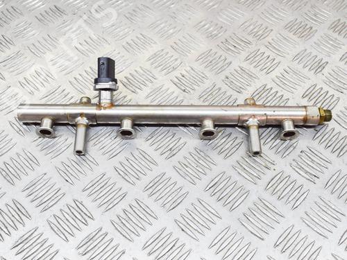 Used Injection rail VW GOLF VII (5G1, BQ1, BE1, BE2) 2.0 R 4motion (310 hp) 7735887