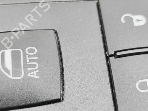 Left front window switch CHRYSLER GRAND VOYAGER V (RT) 2.8 CRD | BP30108531I27