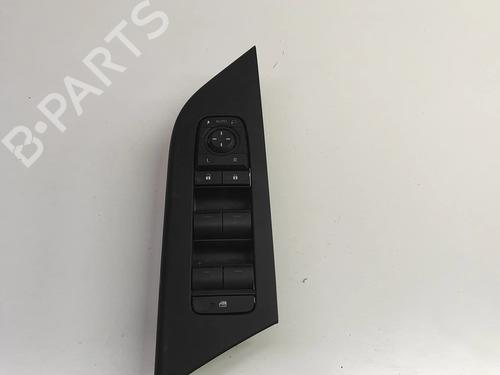 Used Right front window switch Right front window switch TOYOTA C-HR (_X2_, _H2_) Hybrid (MAXH20) (197 hp) 27794921 27794921