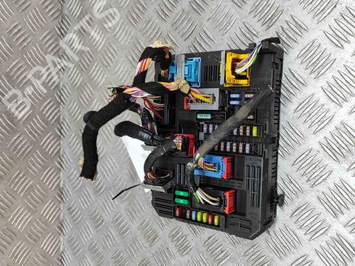 Used Fuse box PEUGEOT 2008 II (UD_, US_, UY_, UJ_, UR_, UC_) e-2008 (UKZKXZ) (136 hp) 27785975