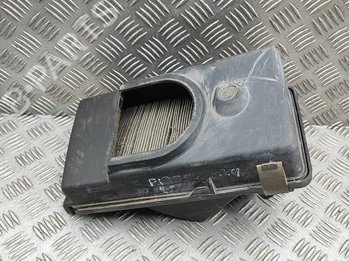 Used Air filter box TOYOTA HILUX VI Pickup (_N1_) 2.0 (RZN142) (92 hp) 30440008