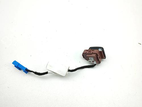 Switch TESLA MODEL Y (5YJY) Long Range All-wheel Drive | BP38565441I30 - Image 3
