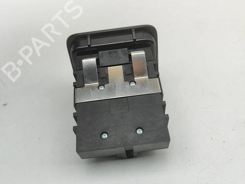 Switch MERCEDES-BENZ CLA Coupe (C117) AMG CLA 45 4-matic (117.352) | BP32459012I30