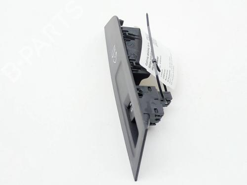 Right rear window switch SKODA KAROQ (NU7, ND7) 1.5 TSI | BP39566343I28 - Image 2