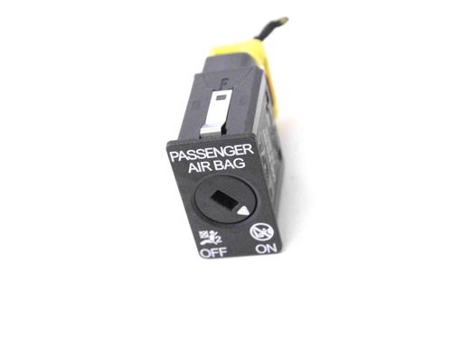 Używane Przełącznik AUDI A4 B9 (8W2, 8WC) 2.0 TFSI (190 hp) 30229960