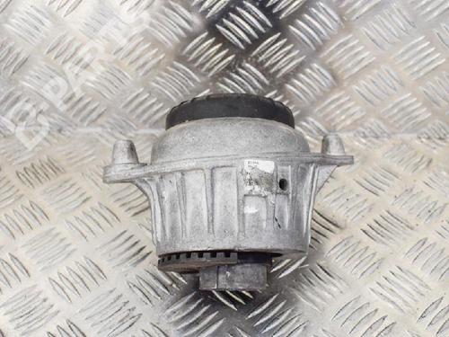 Engine mount MERCEDES-BENZ C-CLASS (W205) C 220 BlueTEC / d (205.003) | BP6752446M89 