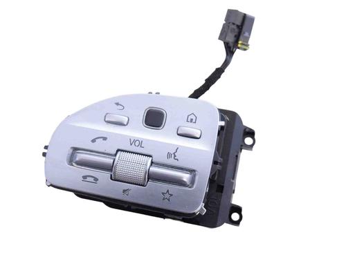 Used Steering wheel controls MERCEDES-BENZ A-CLASS (W177) A 200 (177.087) (163 hp) 30253709