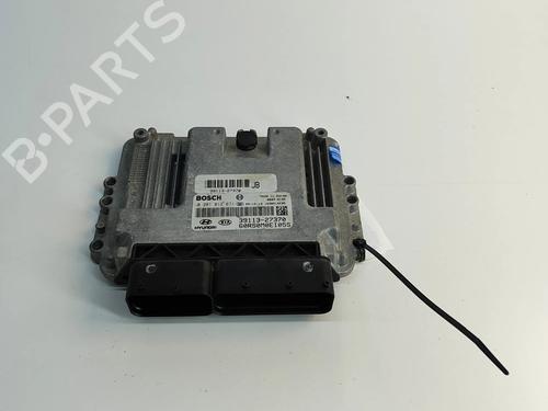 Used Engine control unit (ECU) KIA CARENS II MPV (FJ) 2.0 CRDi (113 hp) 23946421