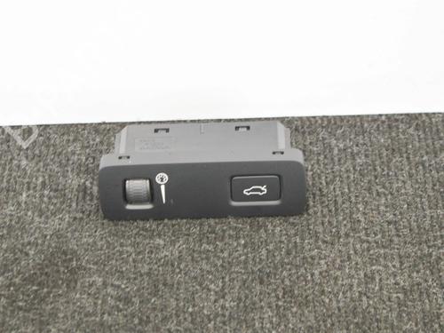 Used Switch VOLVO XC90 II (256) D5 AWD (235 hp) 7801109