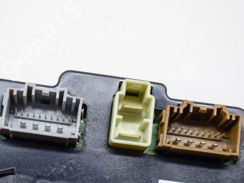 Electronic module TESLA MODEL X (5YJX) P100D AWD | BP8842915M83 - Image 4