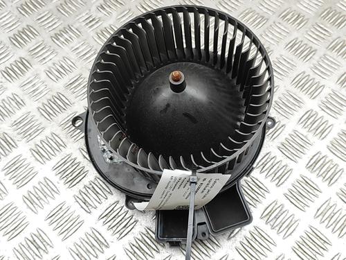Used Heater blower motor MERCEDES-BENZ M-CLASS (W166) ML 250 CDI / BlueTEC 4-matic (166.004, 166.003) (204 hp) 30514463
