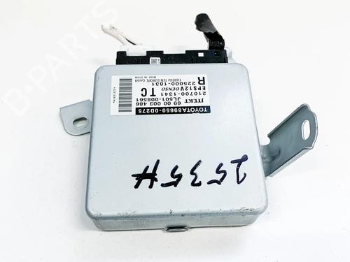 Used Electronic module TOYOTA YARIS (_P13_) 1.0 (KSP130_, KSP130) (69 hp) 6760055