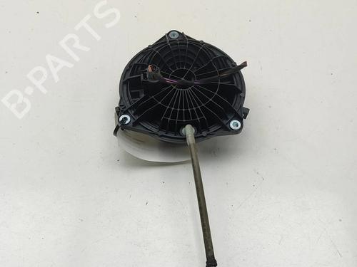 Tailgate handle VW PASSAT B8 (3G2, CB2) 2.0 TDI | BP30596442C132 - Image 4