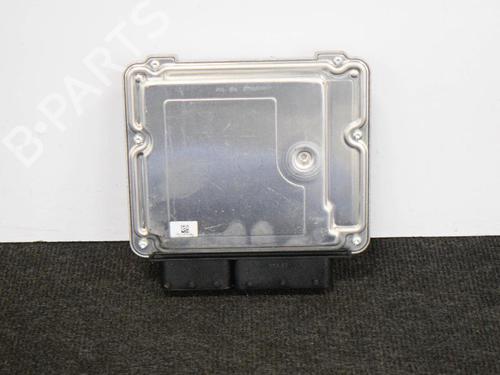 Used Engine control unit (ECU) BMW 5 (F10) 520 d (184 hp) 6762182