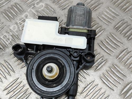 Rudehejsemotor bagstkærm højre VW TAIGO (CS1) 1.0 TSI | BP27788151E22 