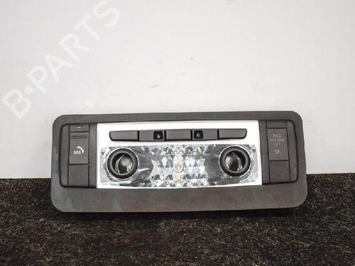 Plafonnier BMW 1 Convertible (E88) 135 i (306 hp) 6746864