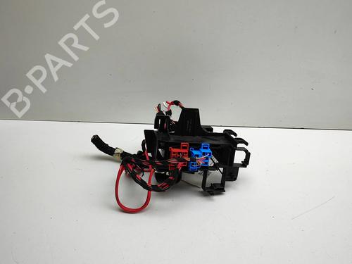 Used Fuse box Fuse box AUDI Q5 (8RB) 2.0 TDI quattro (177 hp) 40114166 40114166