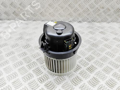 Motor da chauffage Motor da chauffage PEUGEOT 2008 II (UD_, US_, UY_, UJ_, UR_, UC_) e-2008 (UKZKXZ) (136 hp) 36152198 36152198