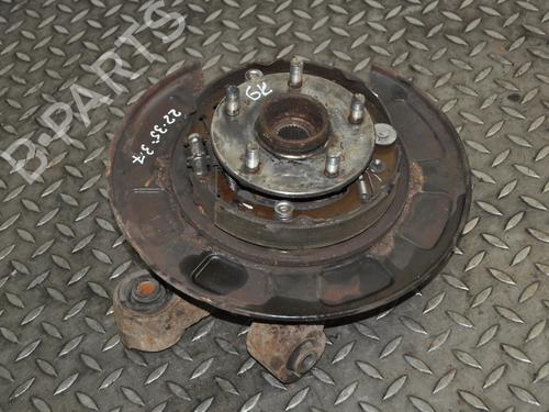 Venstre hjullejehus spindel SUZUKI GRAND VITARA II (JT, TE, TD) 1.9 DDiS All-wheel Drive (JT419, TD44, JB419WD, JB419XD,... (129 hp) 30217345