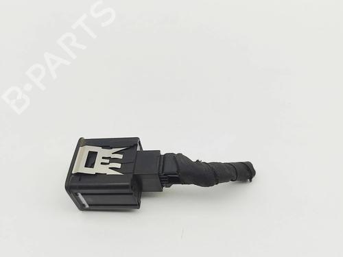 Switch VW CC B7 (358) 2.0 TDI | BP37522623I30 - Image 2