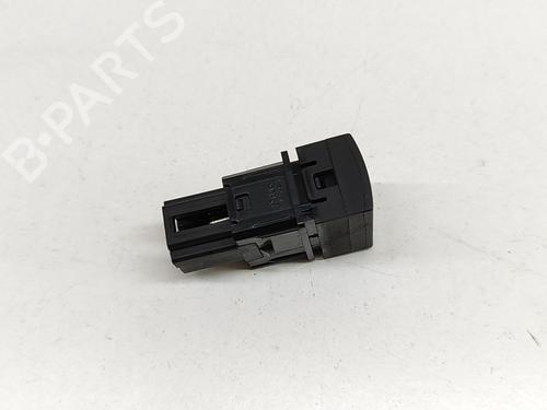 Switch NISSAN LEAF (ZE1) Electric | BP27779186I30