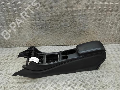 Used Middle console MERCEDES-BENZ A-CLASS (W176) A 160 CDI / d (176.011) (90 hp) 27607795