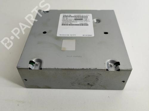 Used Electronic module Electronic module TESLA MODEL X (5YJX) 90D AWD (525 hp) 17077028 17077028