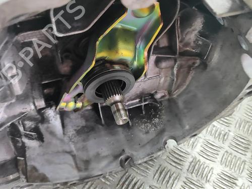Gearbox AUDI A4 B7 (8EC) 2.0 TFSI | BP33371810M3  - Image 9