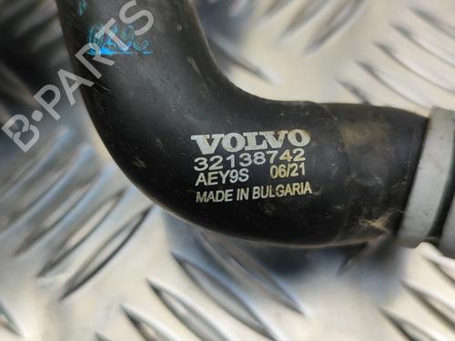 Pipe VOLVO XC40 (536) Recharge AWD | BP29392236M125 