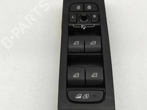 Used Right front window switch VOLVO XC40 (536) Recharge AWD (408 hp) 29076098
